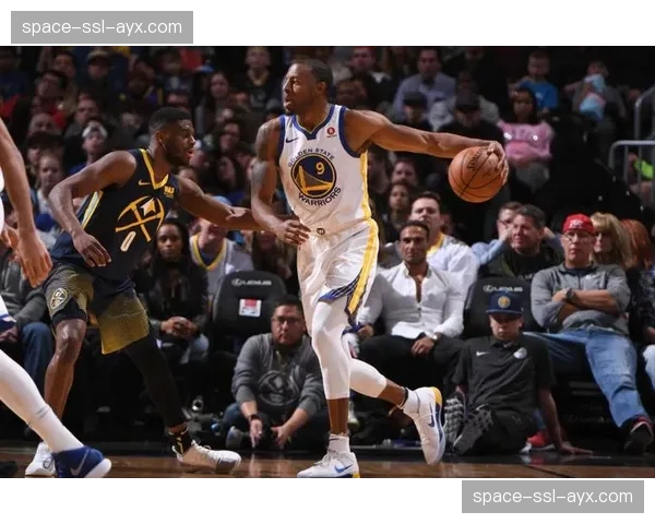 深度复盘：勇士“死亡五小”阵容在本赛季关键时刻的效率变化