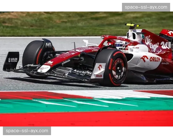 F1阿尔法罗密欧车队宣布与车手博塔斯续约一年